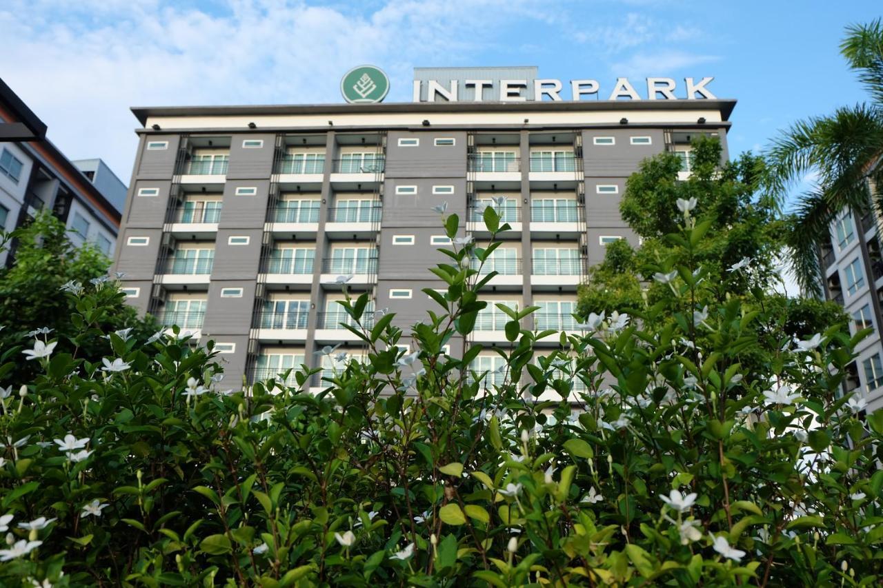 Interpark Hotel & Residence, Eastern Seaboard Rayong Extérieur photo